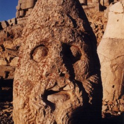 stone-god-head1