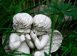 Garden-Angels-by-Marc-Oliver-Maheu